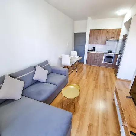 Springfield Park Apartament *